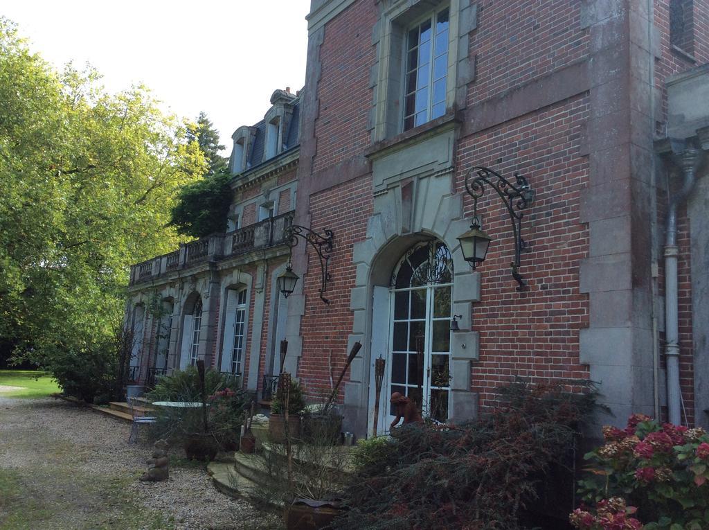 Chateau De Bertreville Bed & Breakfast Екстериор снимка