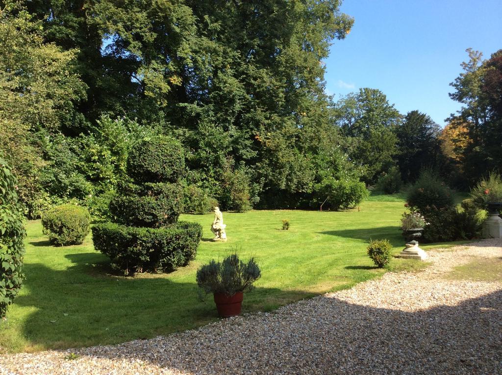 Chateau De Bertreville Bed & Breakfast Екстериор снимка
