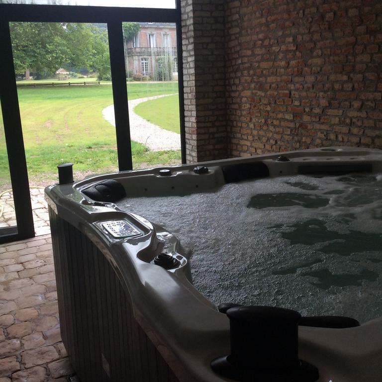 Chateau De Bertreville Bed & Breakfast Екстериор снимка