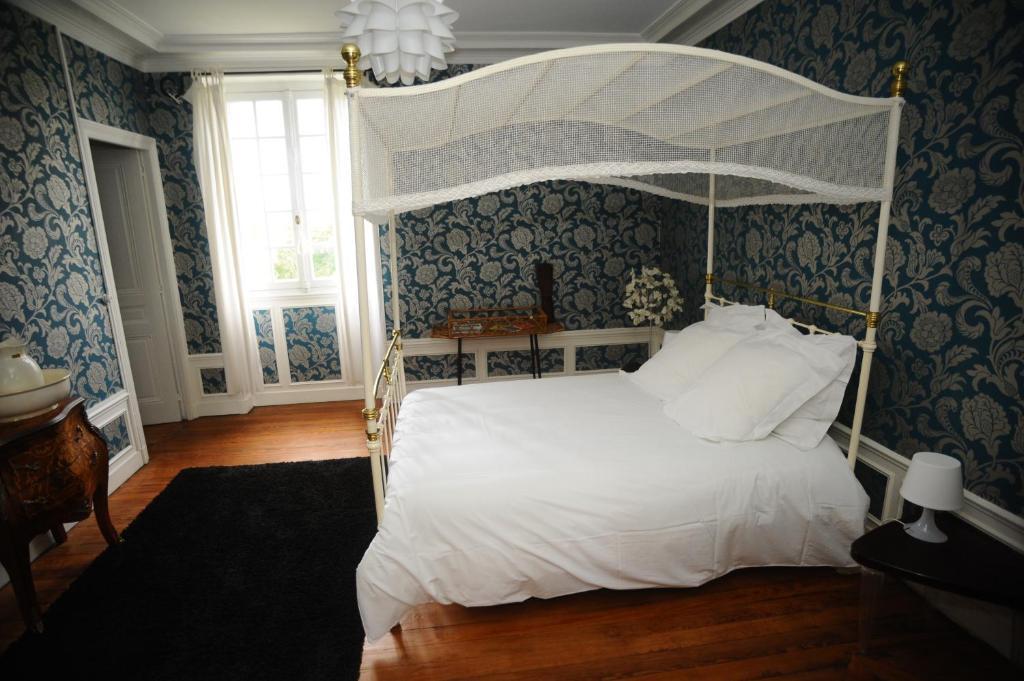 Chateau De Bertreville Bed & Breakfast Екстериор снимка